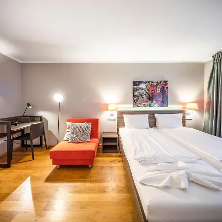 Doppelzimmer 317 * Heidelberg